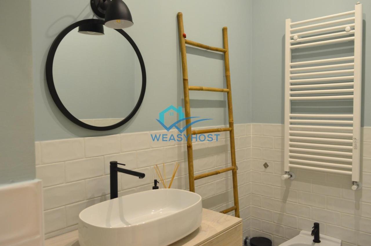 Renovated & Bright Tuscolanaflat Appartement